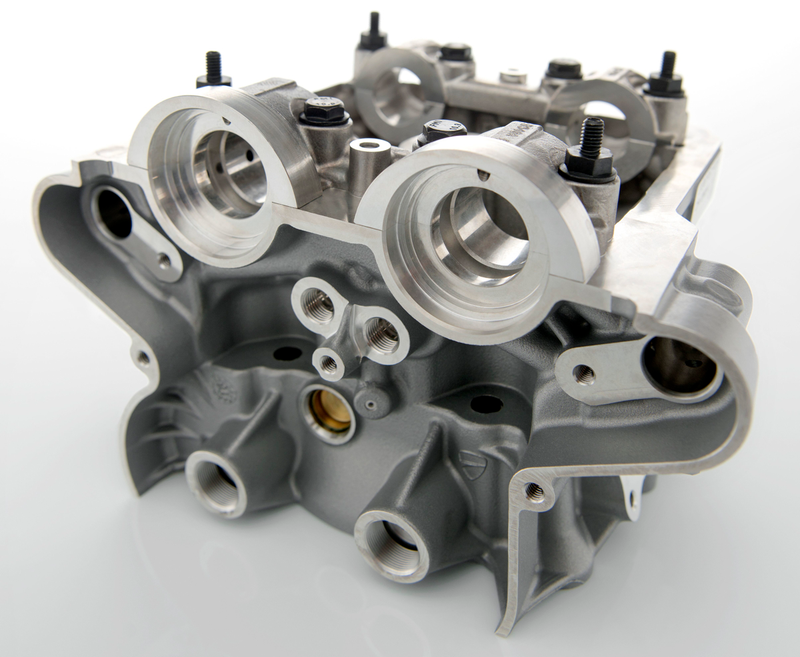 Illustration for article titled ​Ducati's Variable Valve Timing Kicks Motorcyles Into The Modern Era
